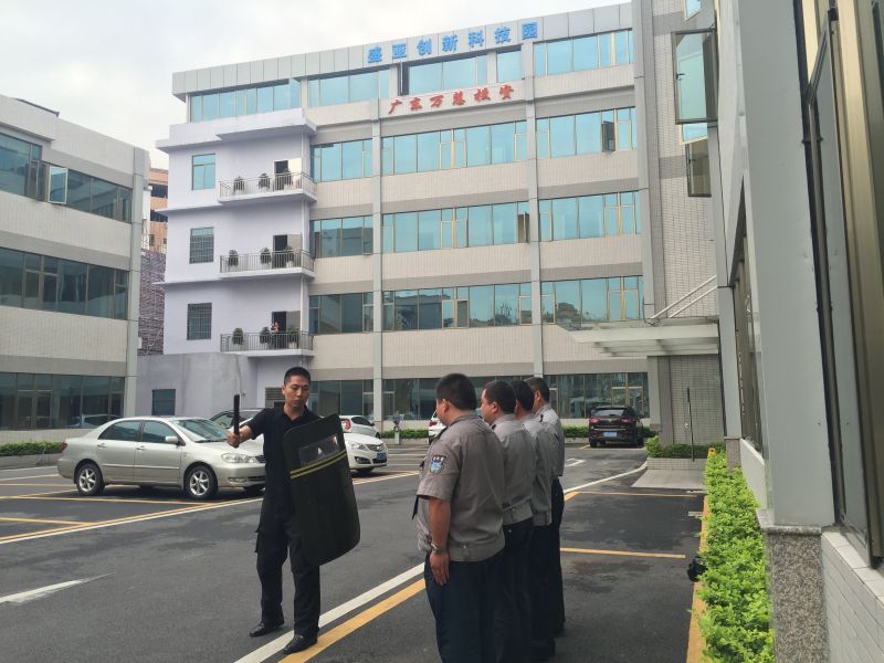 物業(yè)園區(qū)保安服務(wù)